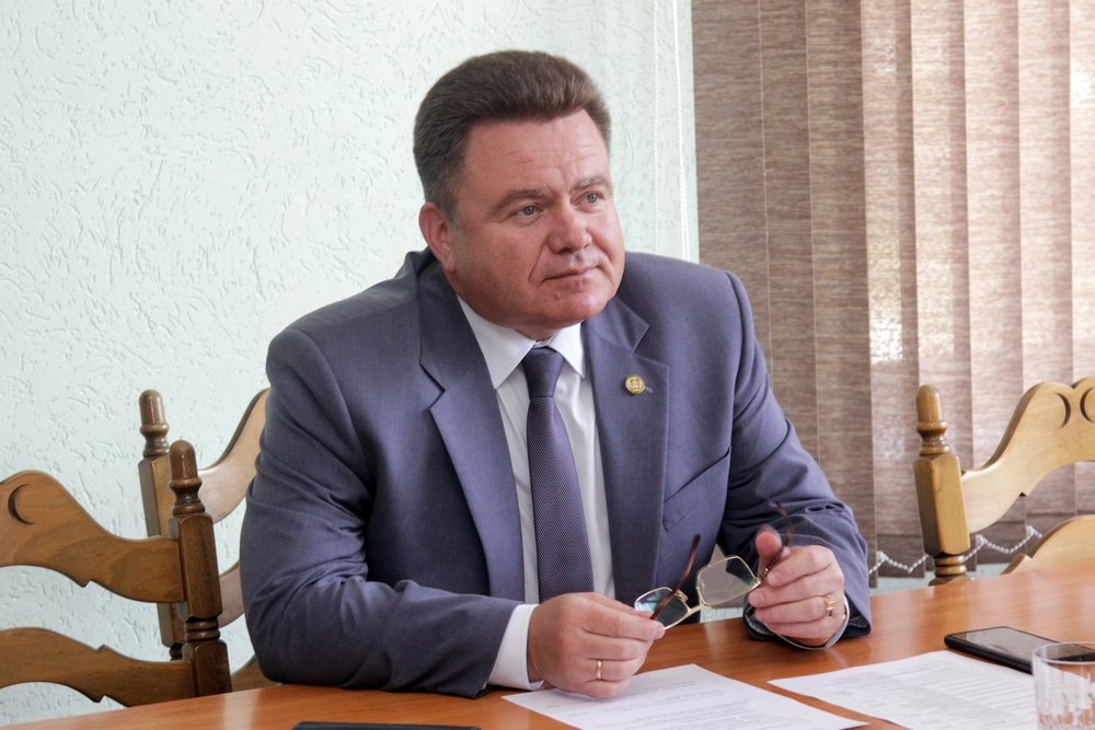 специалисты