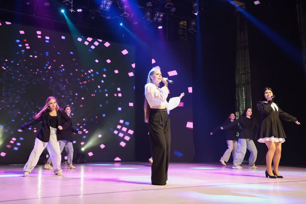 Поздравление