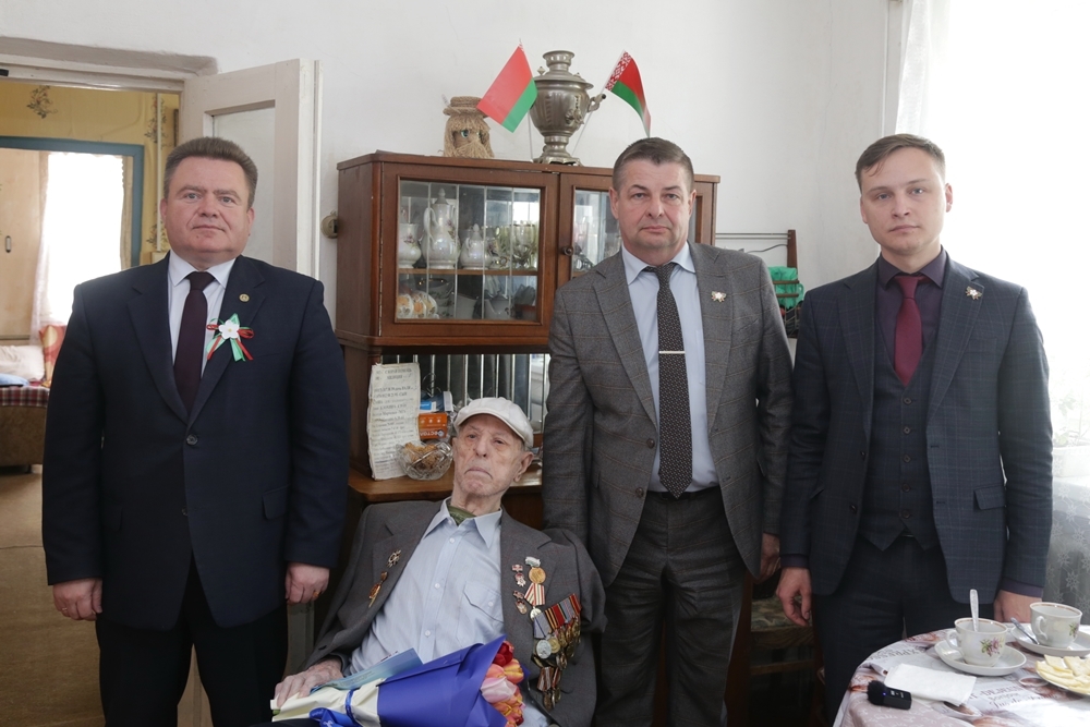 Посещение ветеранов