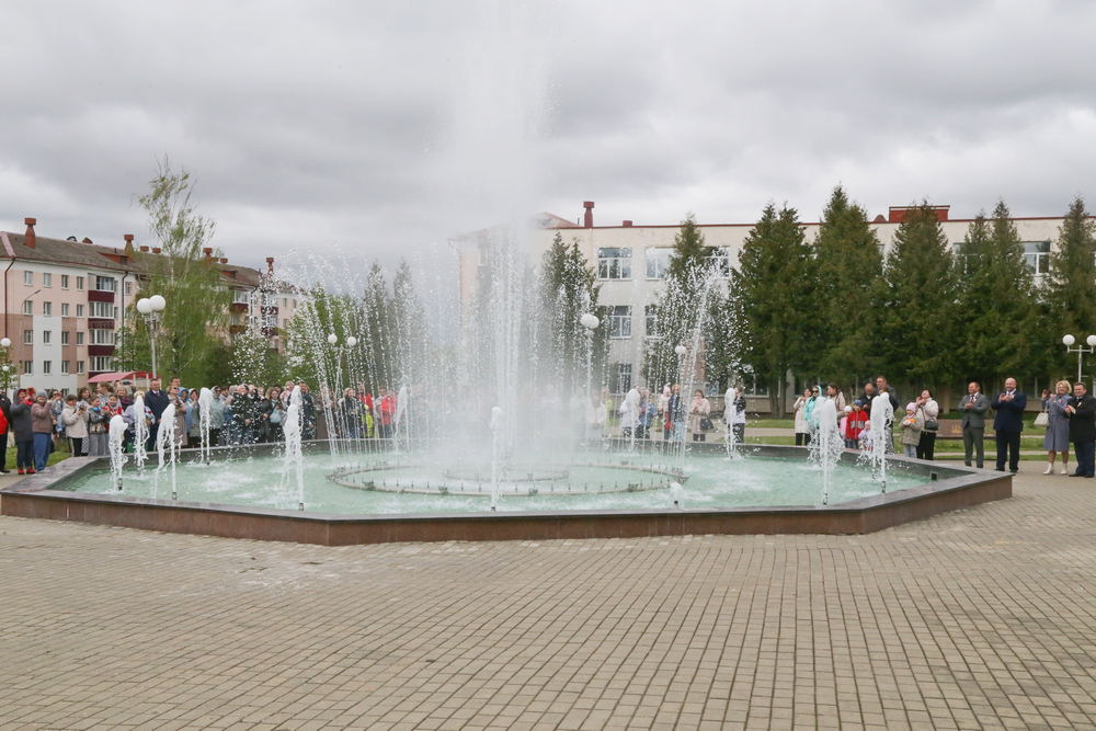 Праздник весны и труда