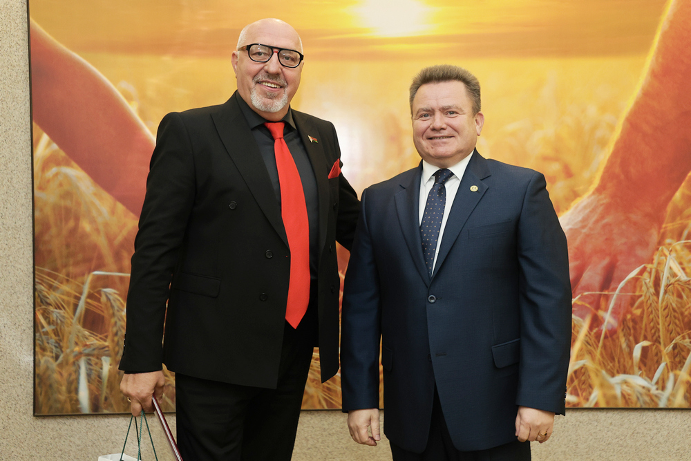 Сотрудничество