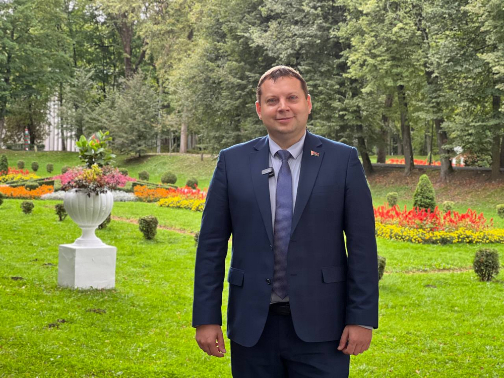 Гусаров