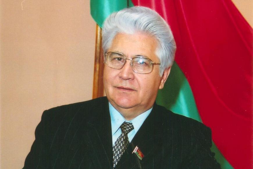 На службе единения