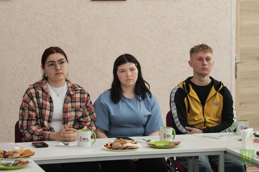 Круглый стол