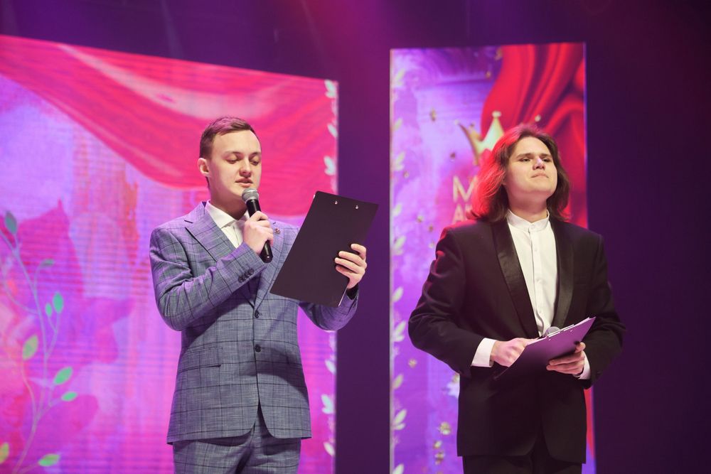  Мисс Академия