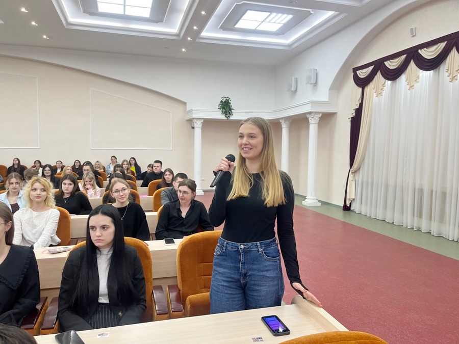 Круглый стол