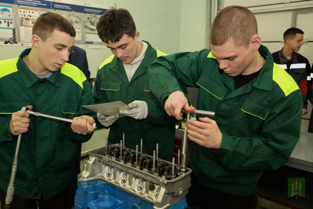 Сборка двигателя