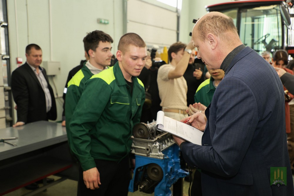 Сборка двигателя