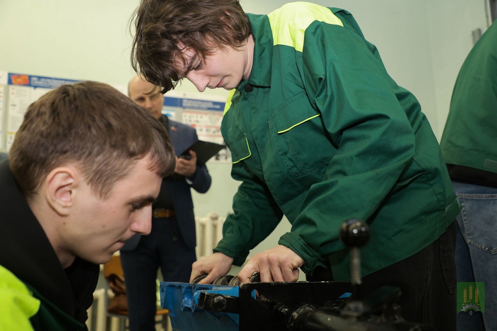 Сборка двигателя