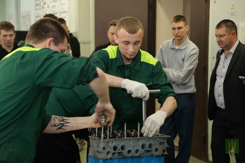 Сборка двигателя