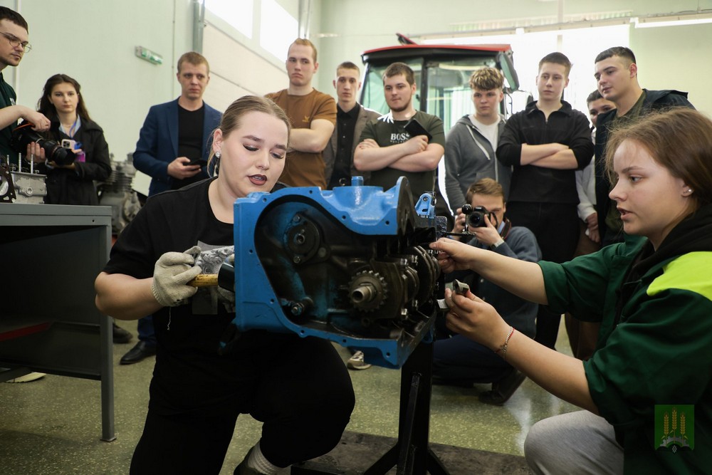 Сборка двигателя