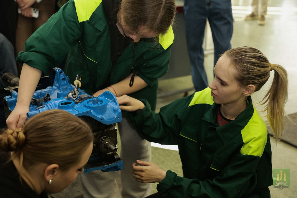 Сборка двигателя