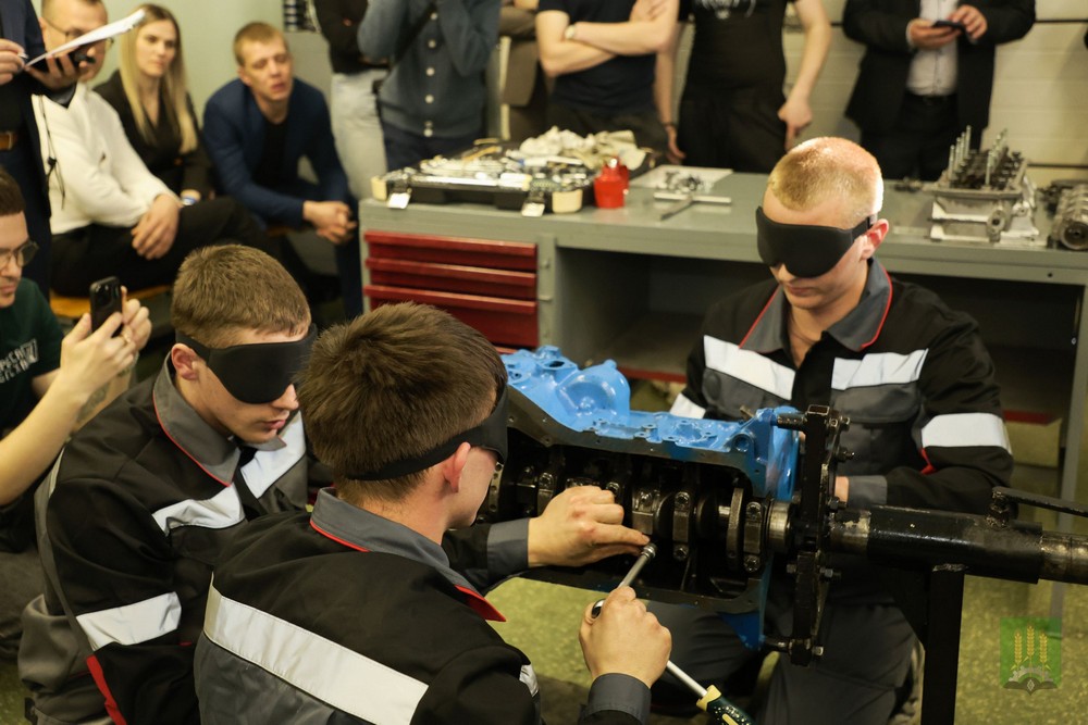 Сборка двигателя