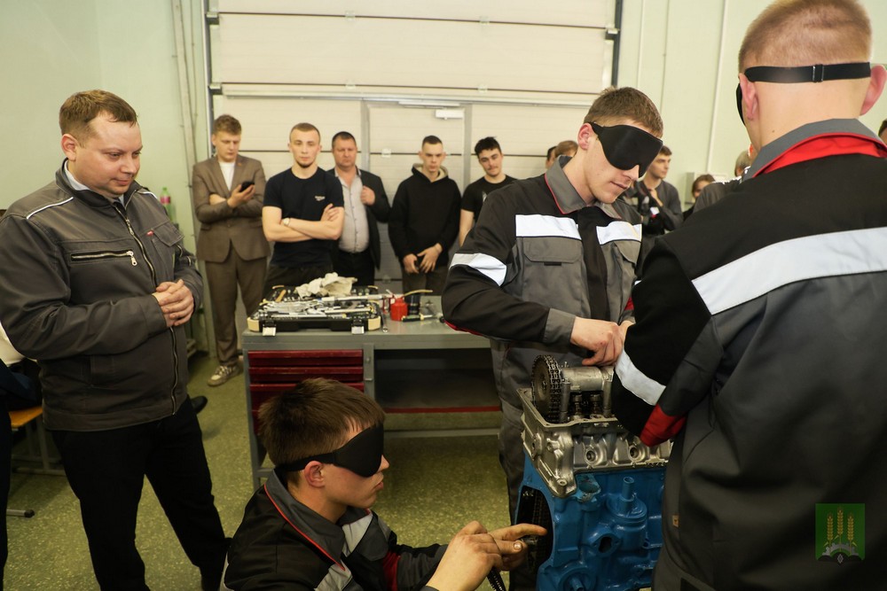 Сборка двигателя