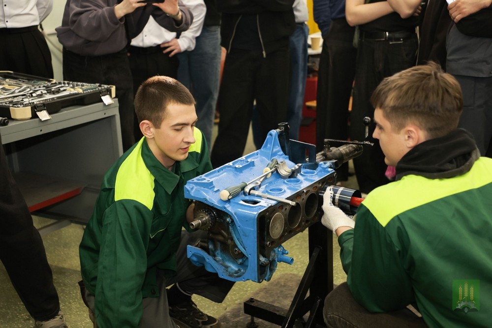 Сборка двигателя