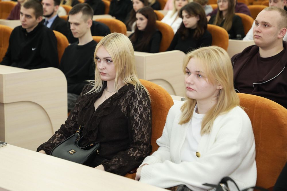 Диалог о будущем 